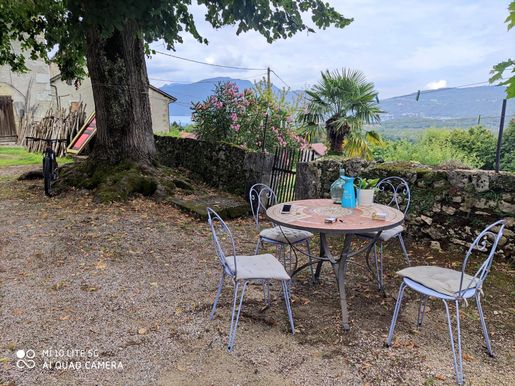 Du Vent Dans Les Arbres -120M2 Belle Vue Sur Le Lac Chindrieux Dış mekan fotoğraf